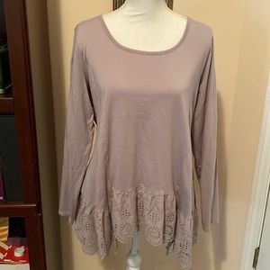 QVC LOGO by Lori Goldstein Tunic with Lace Hem size Large